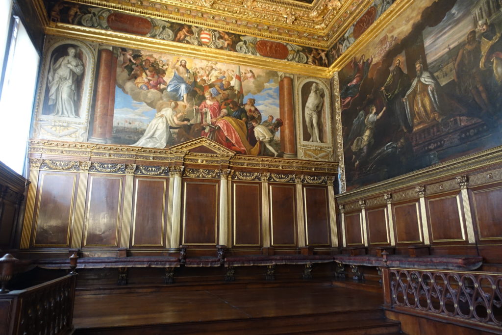 ヴェネティア・ドゥカーレ宮殿の内観